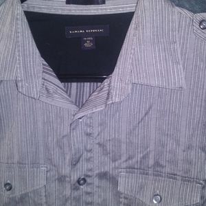 Banana Republic Silver/Gray Long sleeve Button Dow